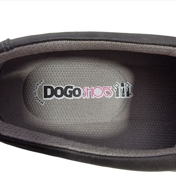 DoGo women vegan leather sneaker size 9 night owl design - Picture 7 of 14